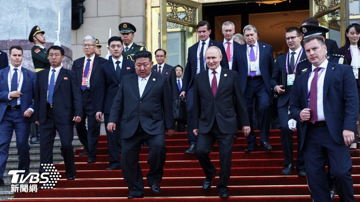 北韓領導人金正恩(Kim Jong Un)與俄羅斯總統普欽(Vladimir Putin)。 (圖/達志影像美聯社)