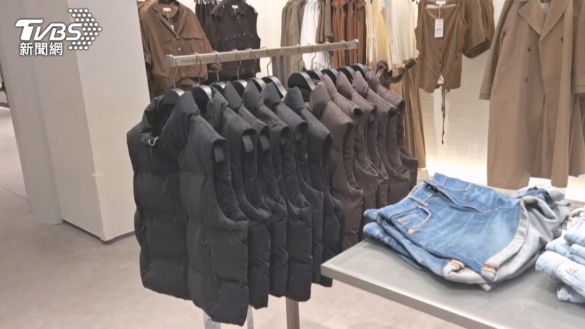 南部氣候較溫暖、冬季雨天較少,沒有明顯的換季需求,因此服裝消費自然較低。(圖/TVBS)