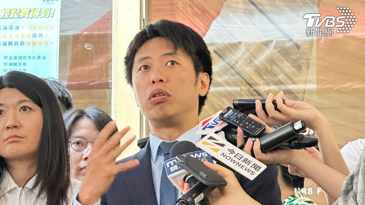 張之豪透露,會中討論有火花。(圖/潘袁詩羽攝)