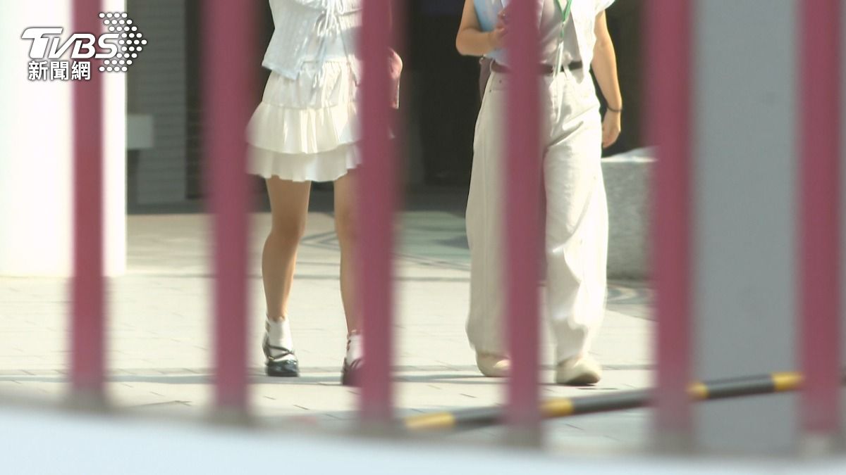 「想當選手就得學拉糖」 學生質疑變相強迫。(圖/TVBS)