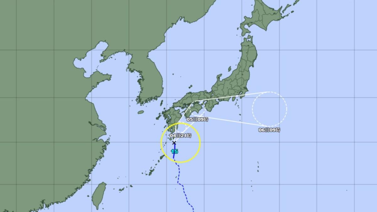 日氣象廳估琵琶颱風衝九州再右轉關東　襲日前富士山驚見火燒雲