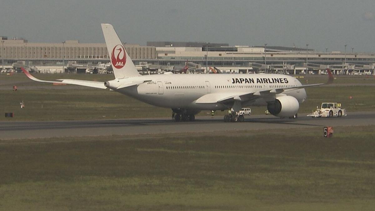 日本航空客機突進入緊急狀態!「只剩一邊引擎」急折返新千歲機場