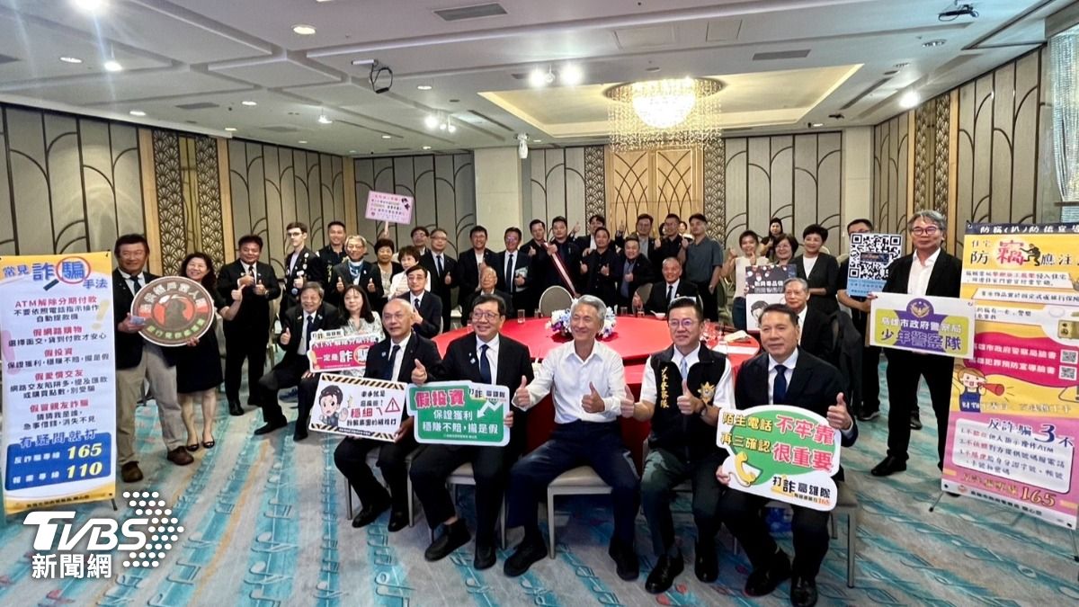 宣導活動串起百工百業反詐騙。(圖/TVBS)