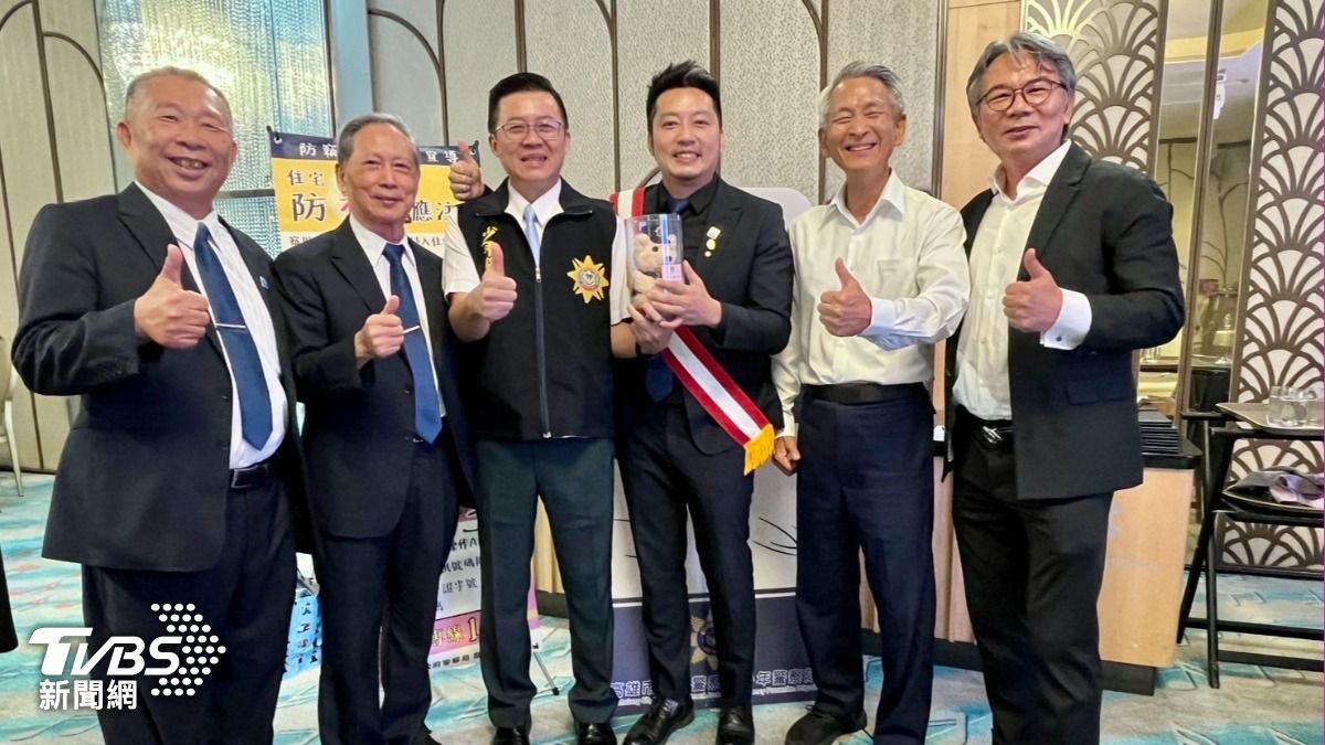 宣導活動串起百工百業反詐騙。(圖/TVBS)