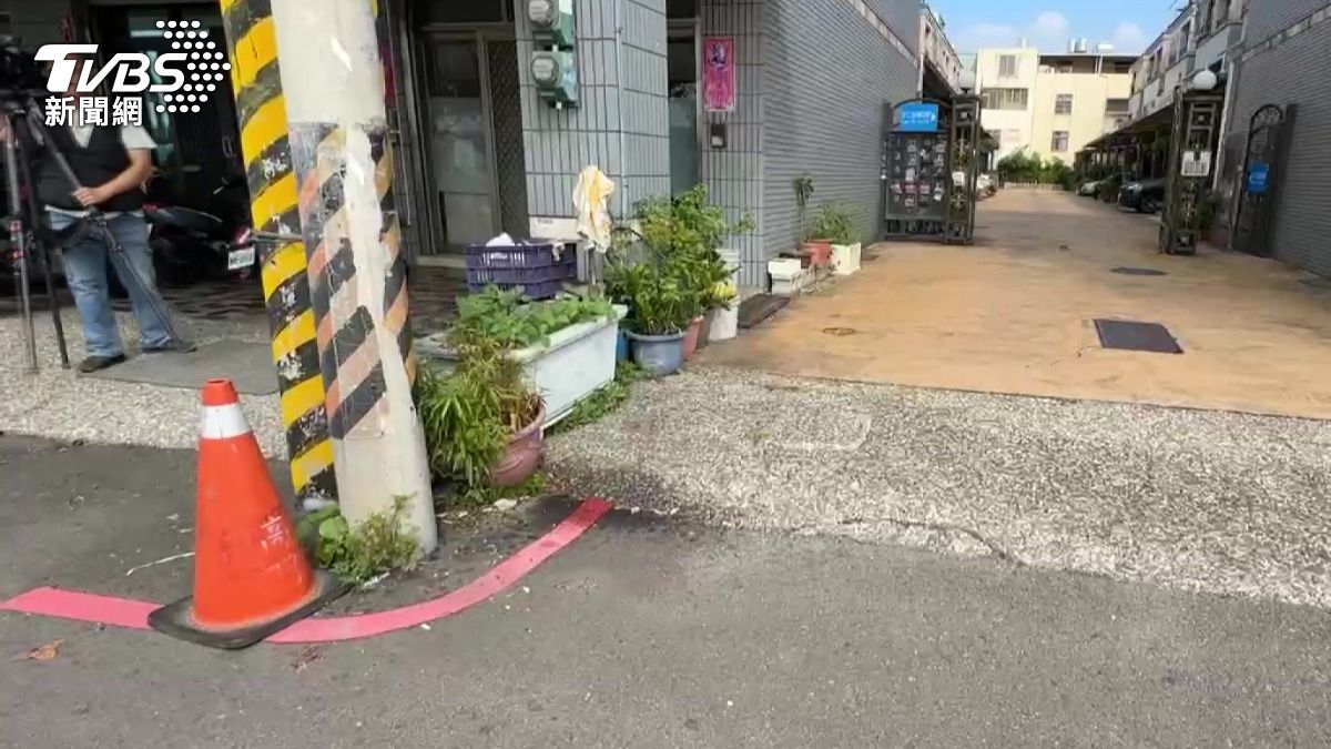 畫紅線就應該按照標準來執行,標準應該是10公尺,而不是只有1公尺的短紅線。(圖/TVBS)