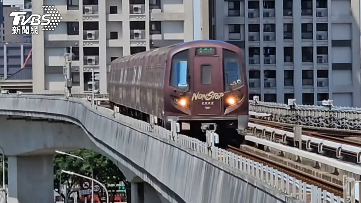機捷突「全線停電」！19列車、2千旅客受影響　3分鐘搶修復駛