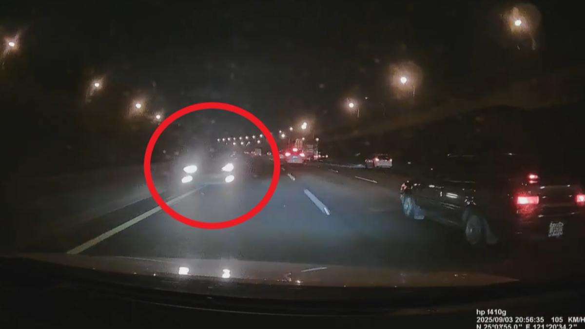 國道傳出有車輛逆向,真相曝光是影像錯覺造成。(圖/翻攝自 爆料公社)