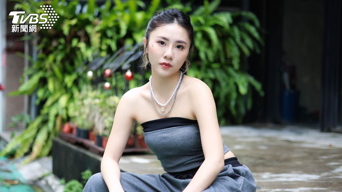 獨/和圈內人交往!《超偶》女星遭斷崖式分手 竟遭時間管理大師強吻