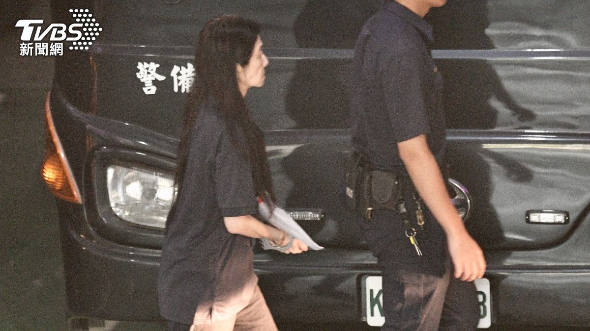 哀怨押1年「每天抓蟑螂放生」 應曉薇質疑:要關到死嗎?