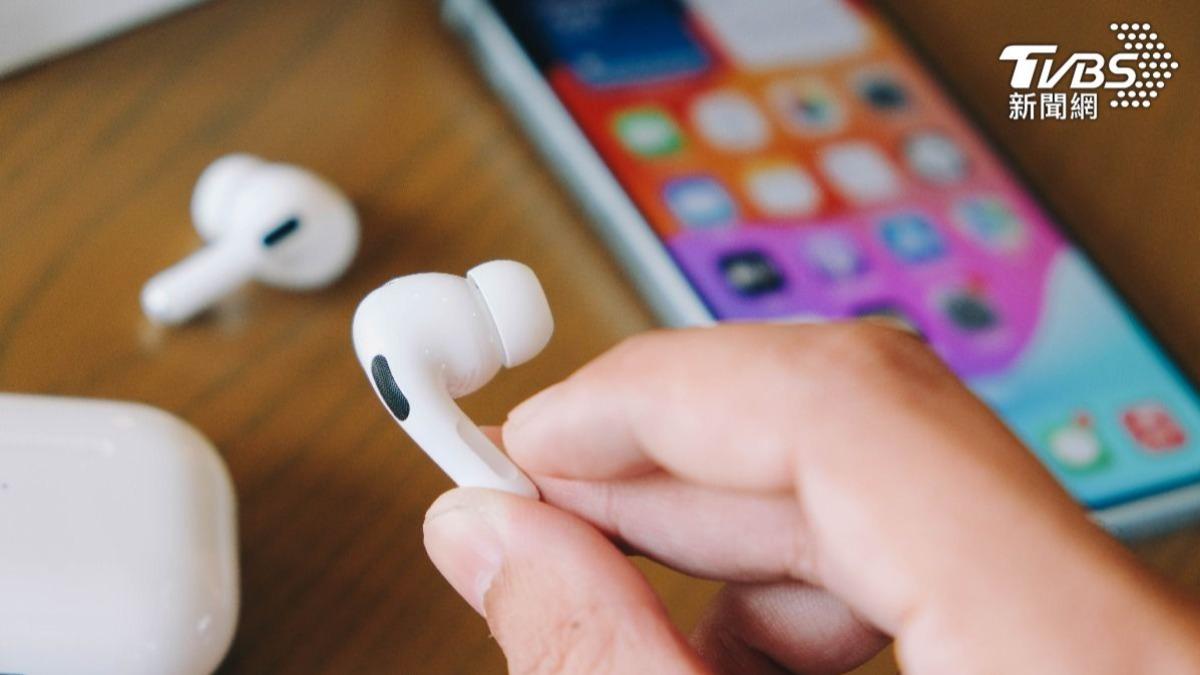 蘋果AirPods Pro3外媒曝大升級 充電盒改觸控、縮小