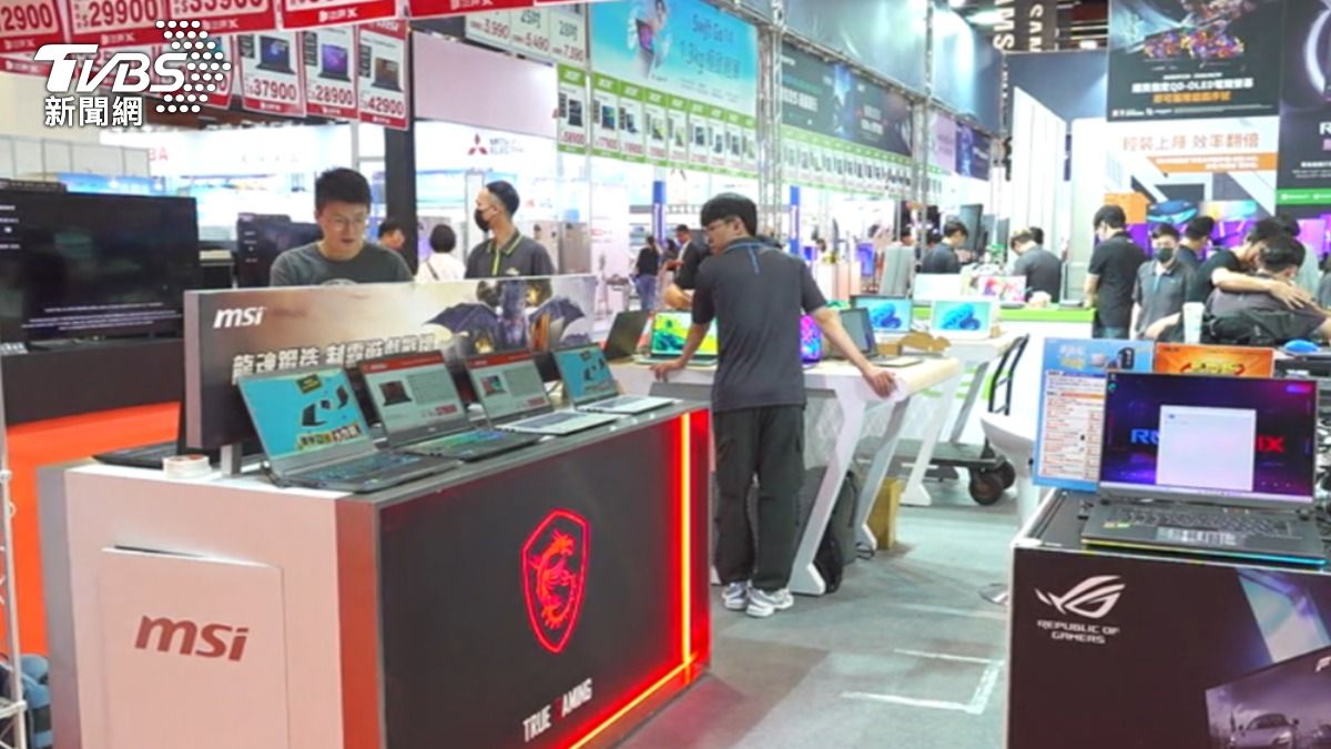 開學季來臨,電器展也熱鬧登場。(圖/TVBS)
