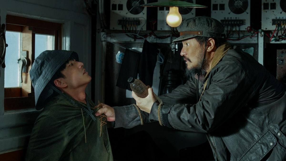 為了陶喆!李銘忠、曾敬驊海上大打出手 驚險畫面曝光
