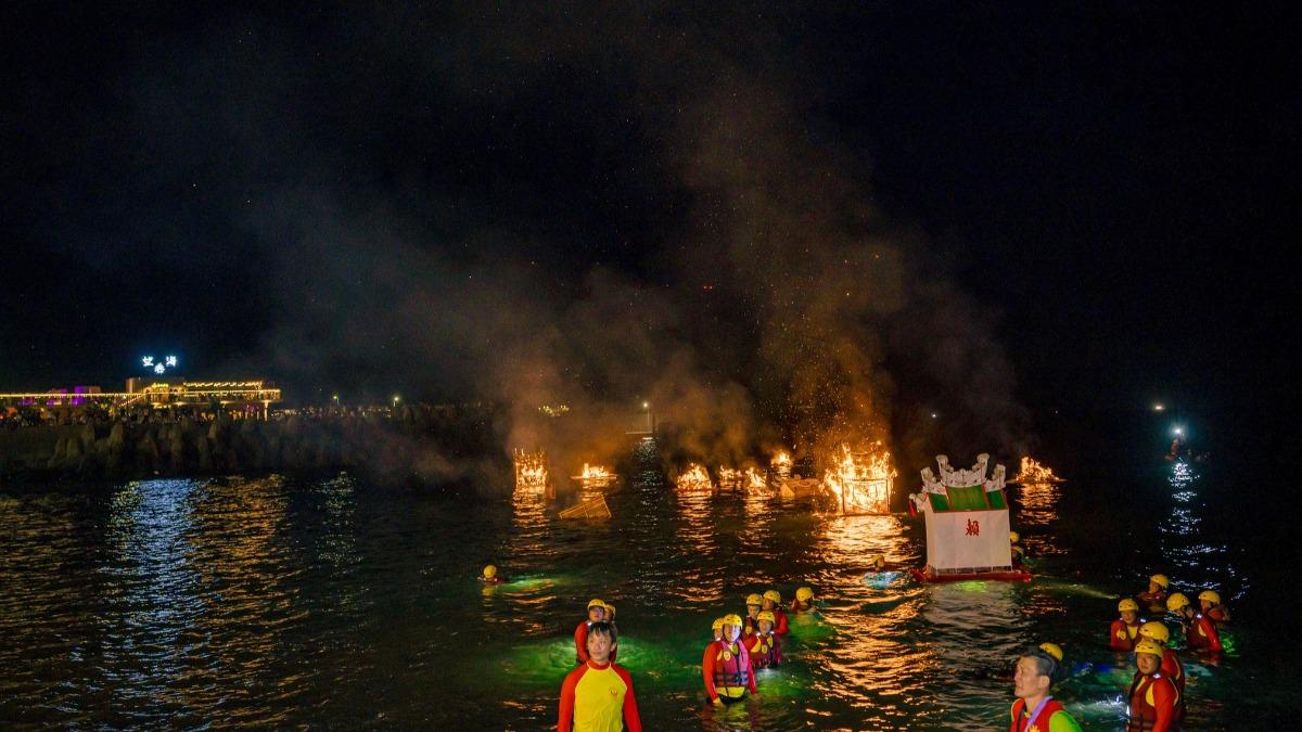 基隆中元祭放水燈今登場!交通管制範圍、時間、疏運班次一覽