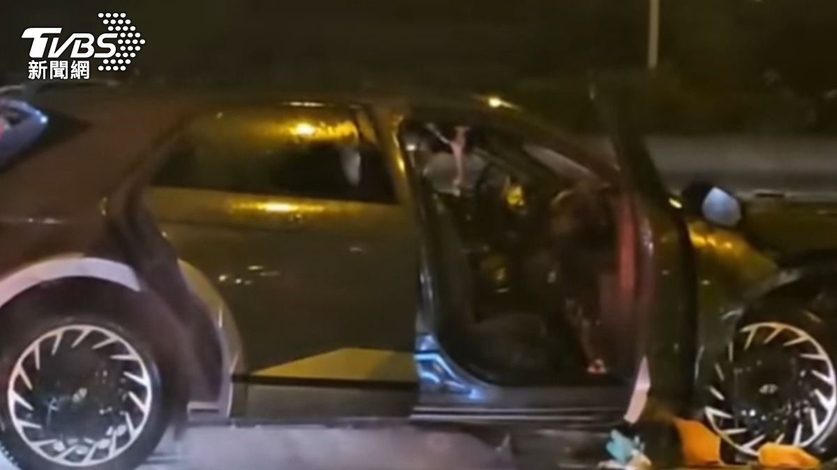 運安會公布楊梅火燒車意外的事實資料報告。(圖/TVBS)
