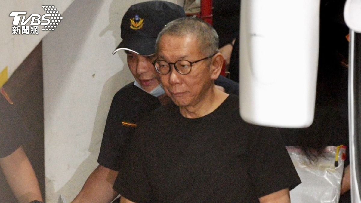 黃國昌回台了！江和樹曝7千萬已到位　盼柯文哲願意交保