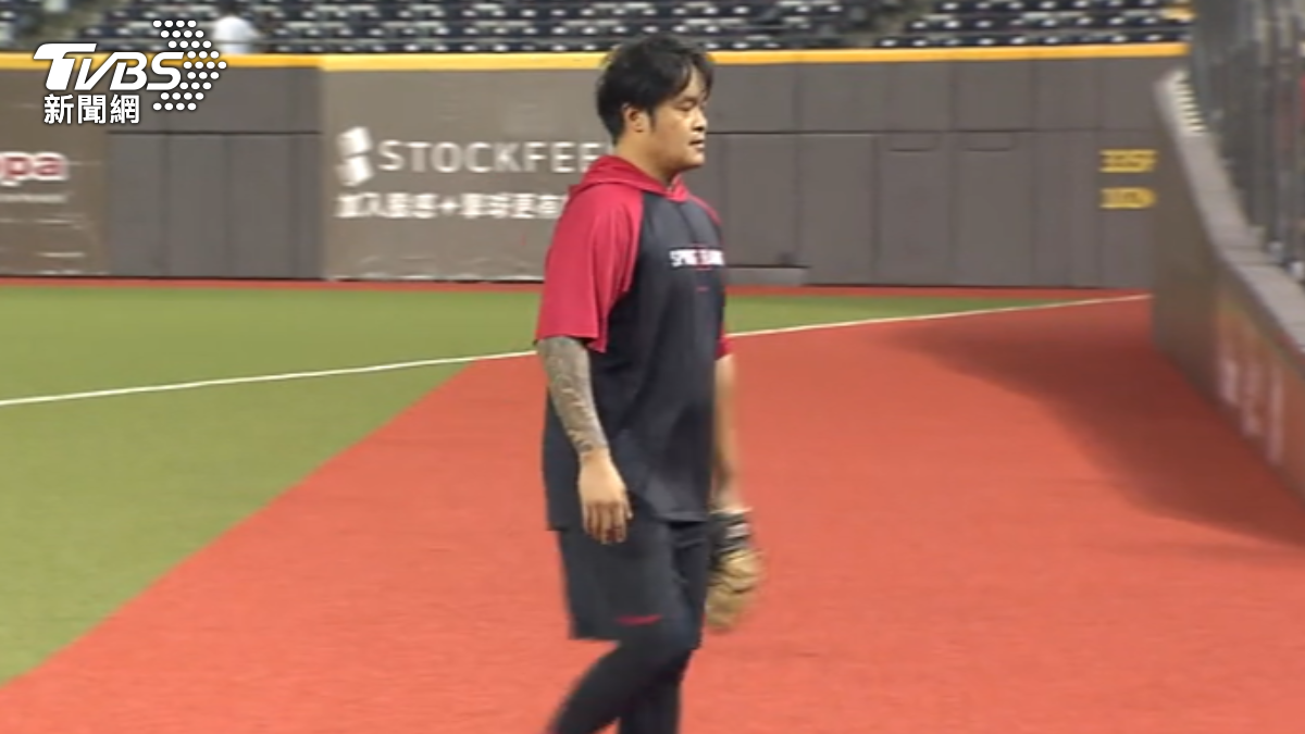 26316人搶看林智勝引退賽,破大巨蛋周五進場紀錄。(圖/TVBS)