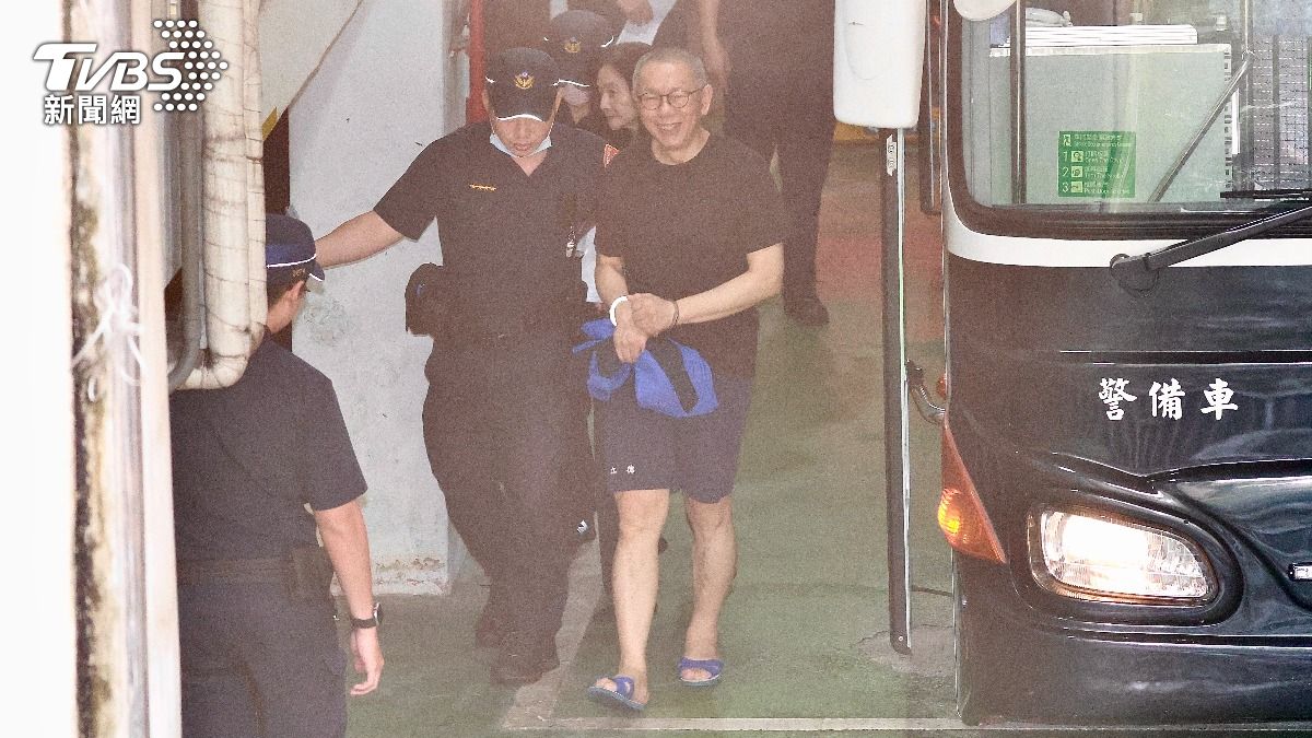柯文哲交保將滿血回歸!吳子嘉預見「民進黨敗勢」:賴清德慘了