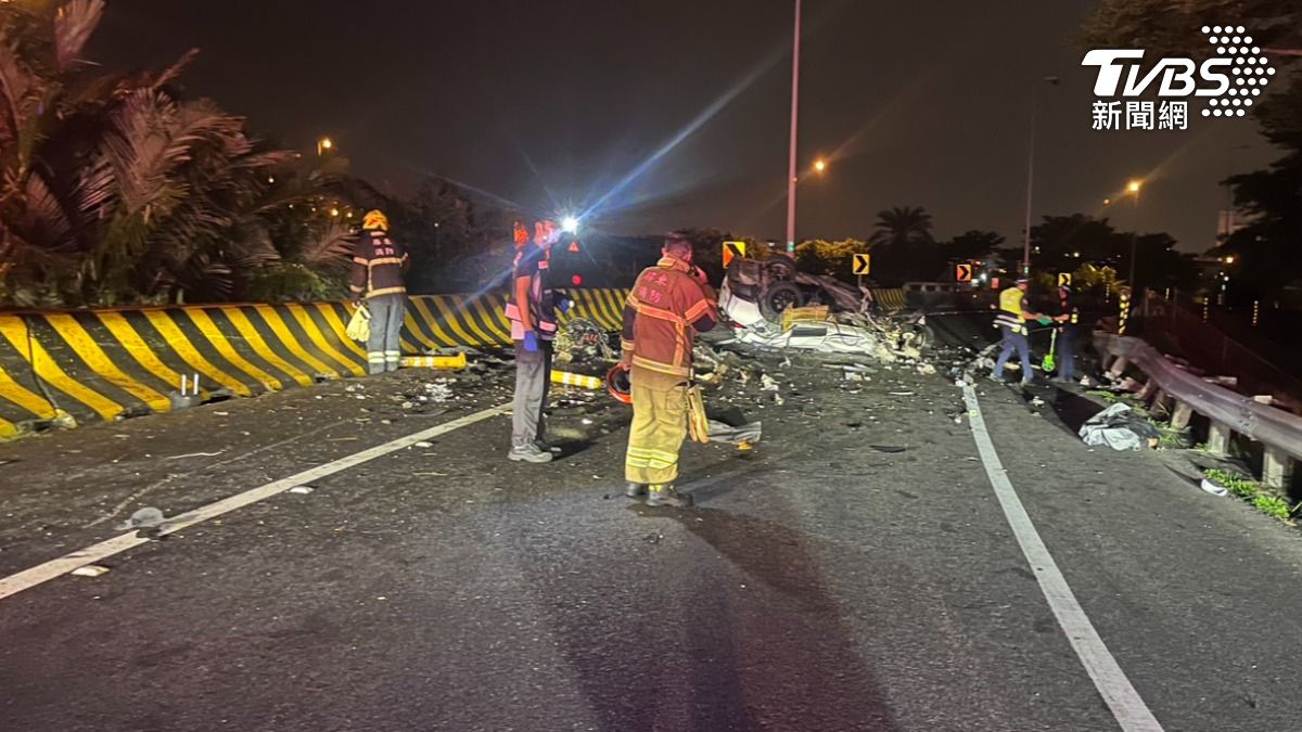 屏東九如這起身亡案件,小客車駕駛是否酒駕,以及有無繫安全帶,還得由檢警相驗後釐清(圖/TVBS)