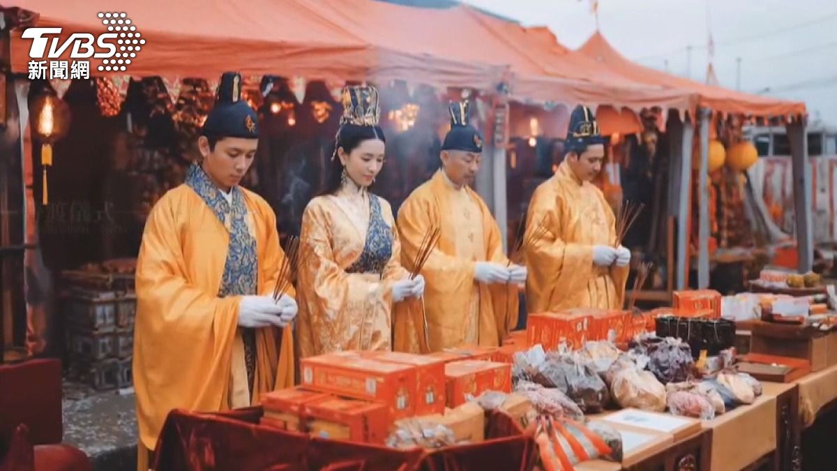 中元節拜拜禁忌多！民俗專家教補財庫。(圖／TVBS)