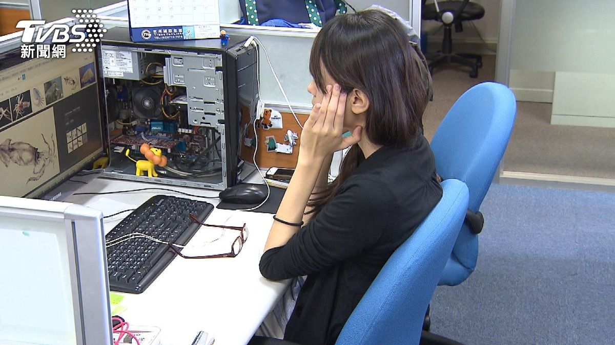 長時間吹冷氣當心!「冷氣病」恐害健康 (圖/TVBS)