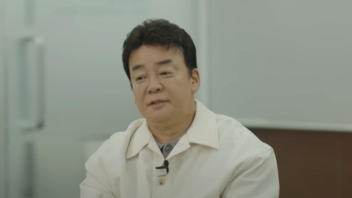 白種元爆食品標示不實,現身警局訊問5小時。(圖/翻攝自Netflix)
