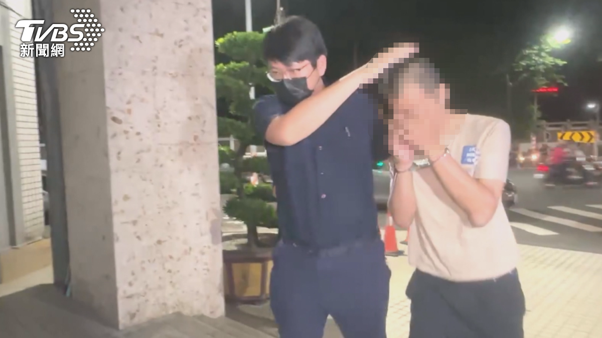 林姓男子開口要借2000元，遭曹姓男子拒絕，雙方爆發肢體衝突。（圖／TVBS）