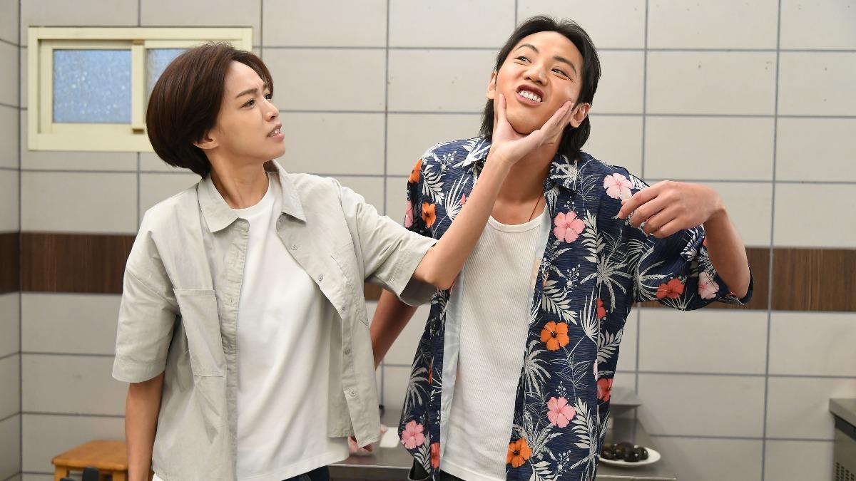 《百味人生》賴郁庭(左)心儀李睿紳。(圖/三立提供)