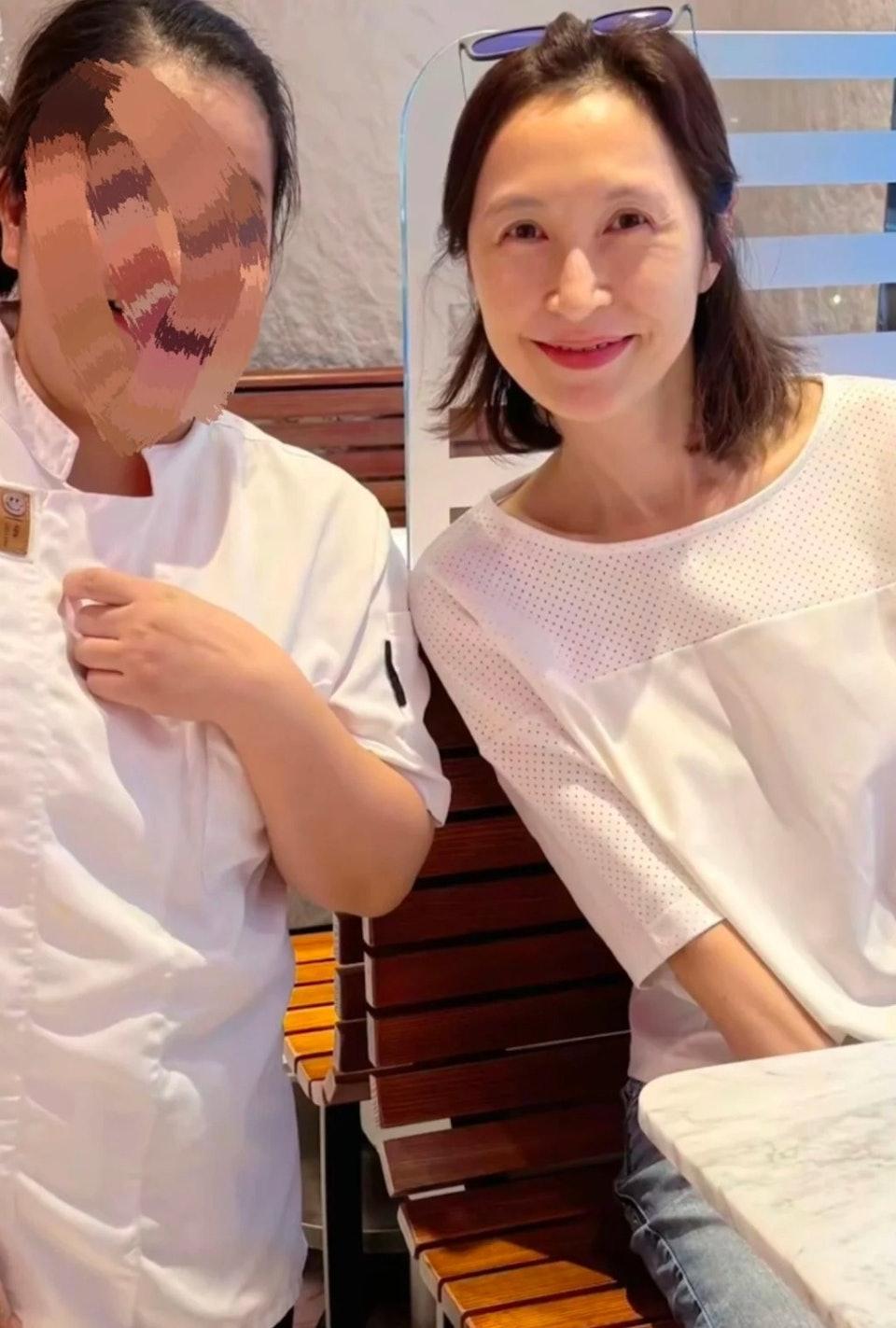 沒修圖之下素顏的郭藹明更顯真實自然美。（圖／翻攝自小紅書）