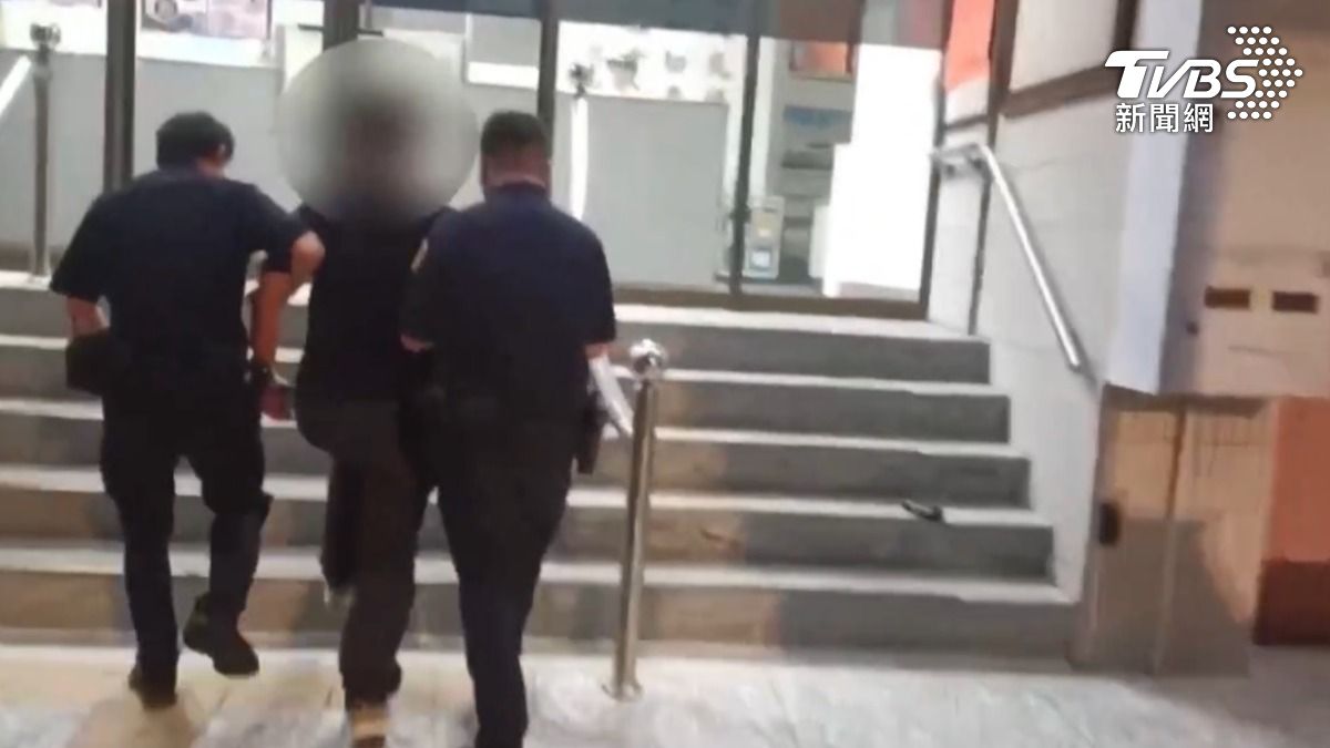警方將陳男逮捕，全案依傷害及毀損罪嫌移送偵辦。（圖／TVBS）
