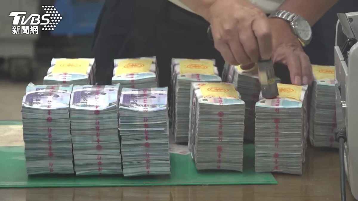 柯文哲,柯文哲老家,柯文哲交保,柯文哲最新動態,柯文哲現在在哪裡,柯文哲媽媽,柯文哲出來了嗎,柯文哲今日行程,黃國昌,柯文哲黨主席,民眾黨
