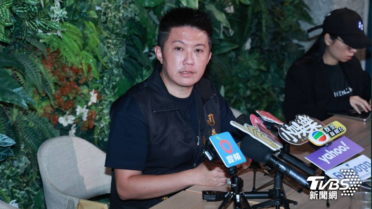 賓賓哥針對連日爆料說明。(圖/趙世平攝)