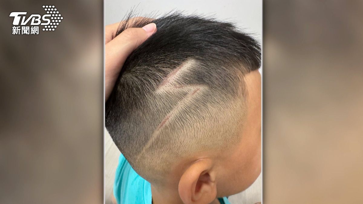 小男童剪髮被剃傷!媽媽崩潰「頭皮已發炎」 控髮廊回:這是正常的。(圖/TVBS)