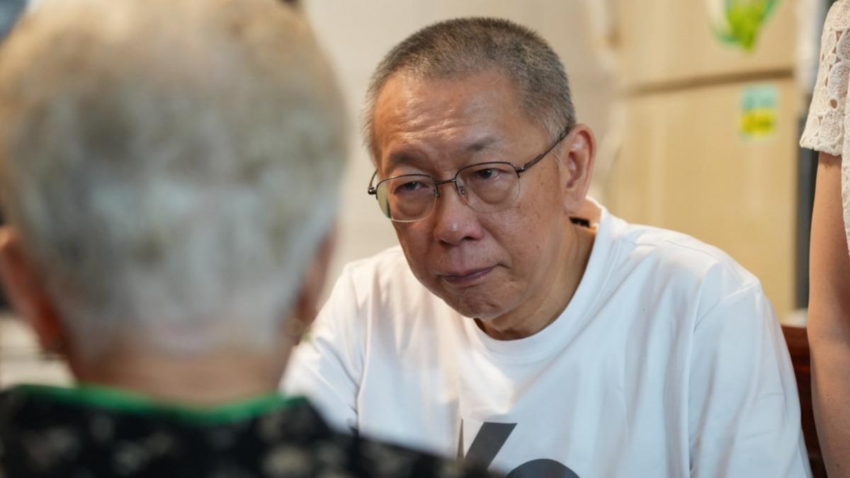 眼眶泛淚!柯文哲直奔新竹關心柯媽身體 預計後天祭拜父親