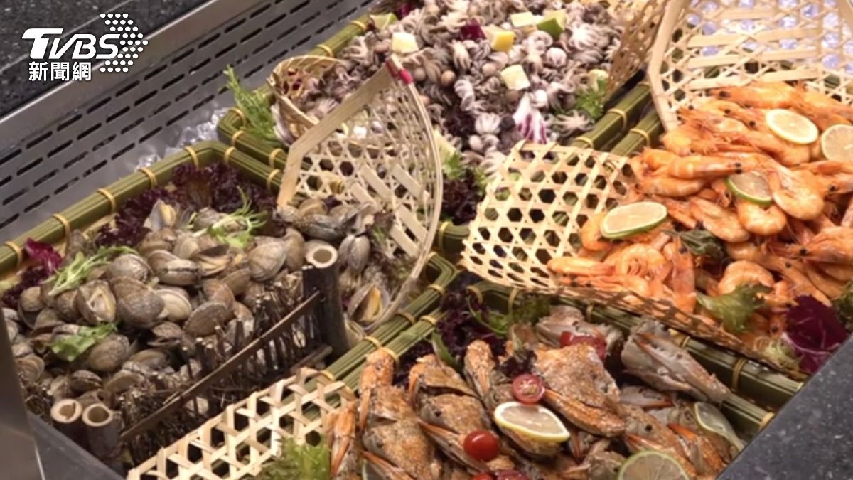 本土連鎖路易莎跨足餐飲,牛排館Buffet進駐飯店。(圖/TVBS)