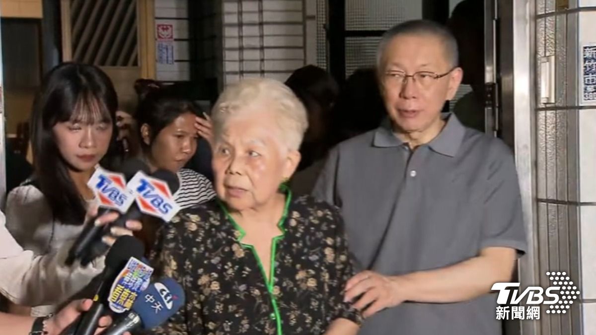 柯媽媽與柯文哲（圖／TVBS資料畫面）