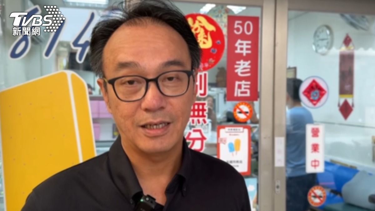 新竹市議員李國璋透露當天大家一同吃冰的趣事。(圖/TVBS)