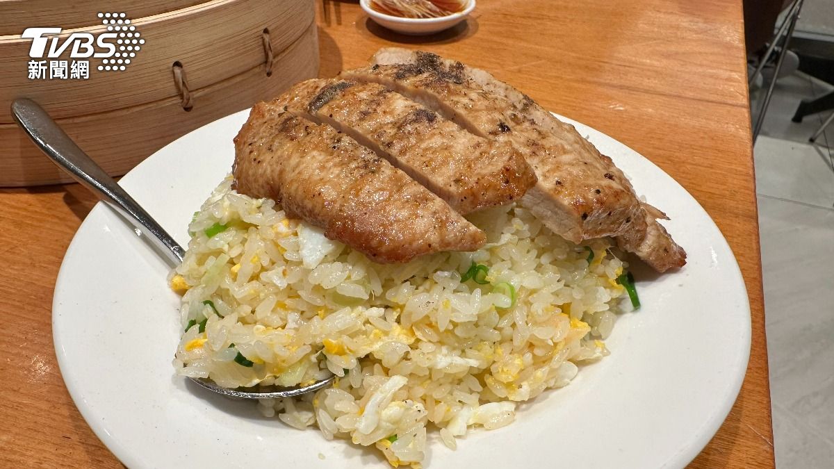 鼎泰豐排骨炒飯。（圖／程子奕攝）