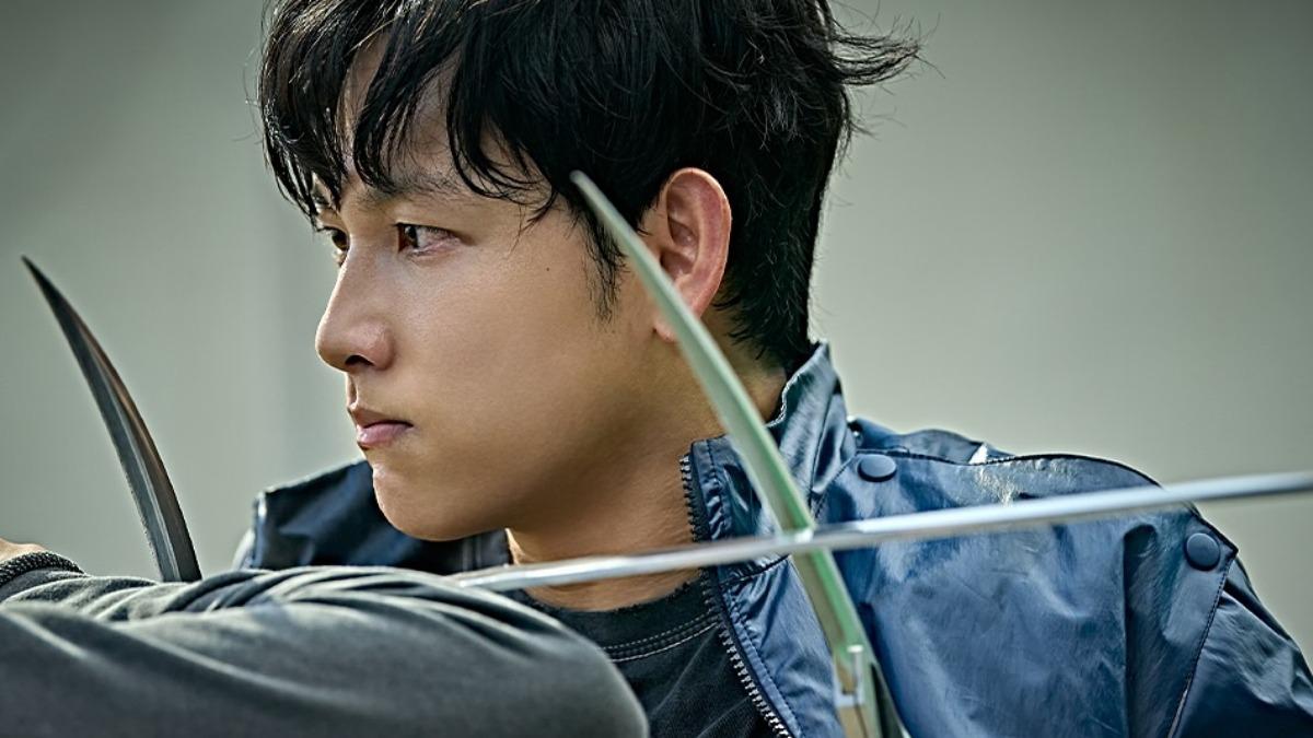 任時完、朴圭瑛主演《殺手螳螂》。(圖/翻攝Netflix)