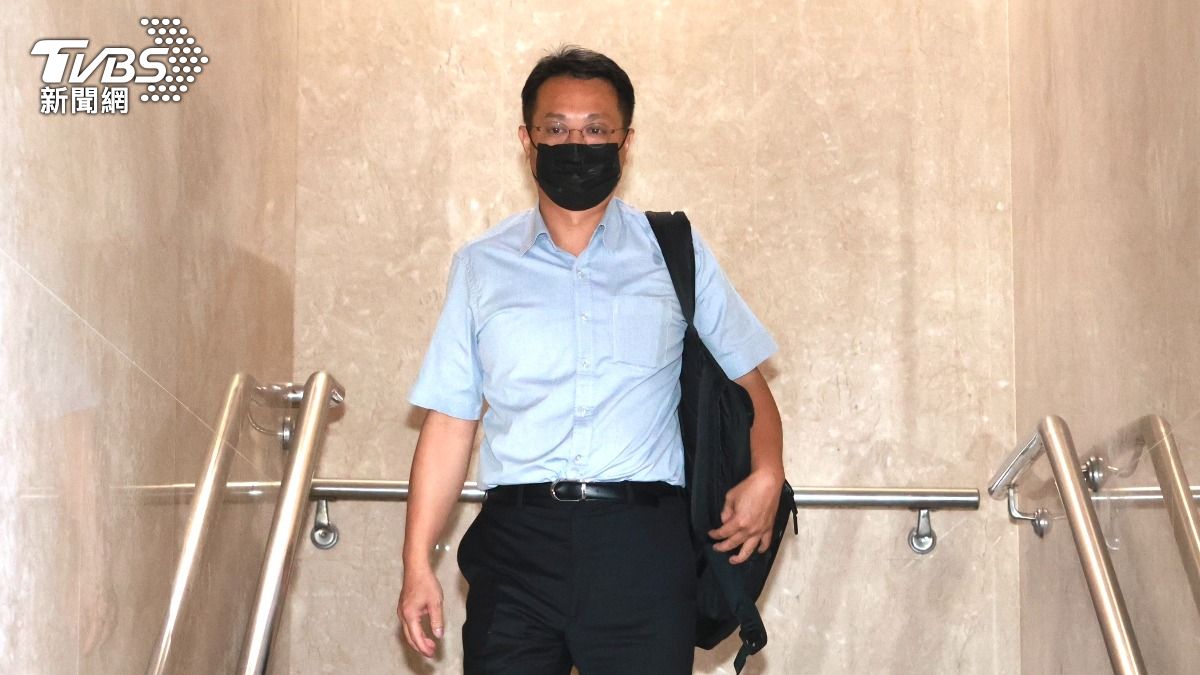 交保後首出庭!柯文哲沒砲轟檢察官 只對證人說「辛苦了」