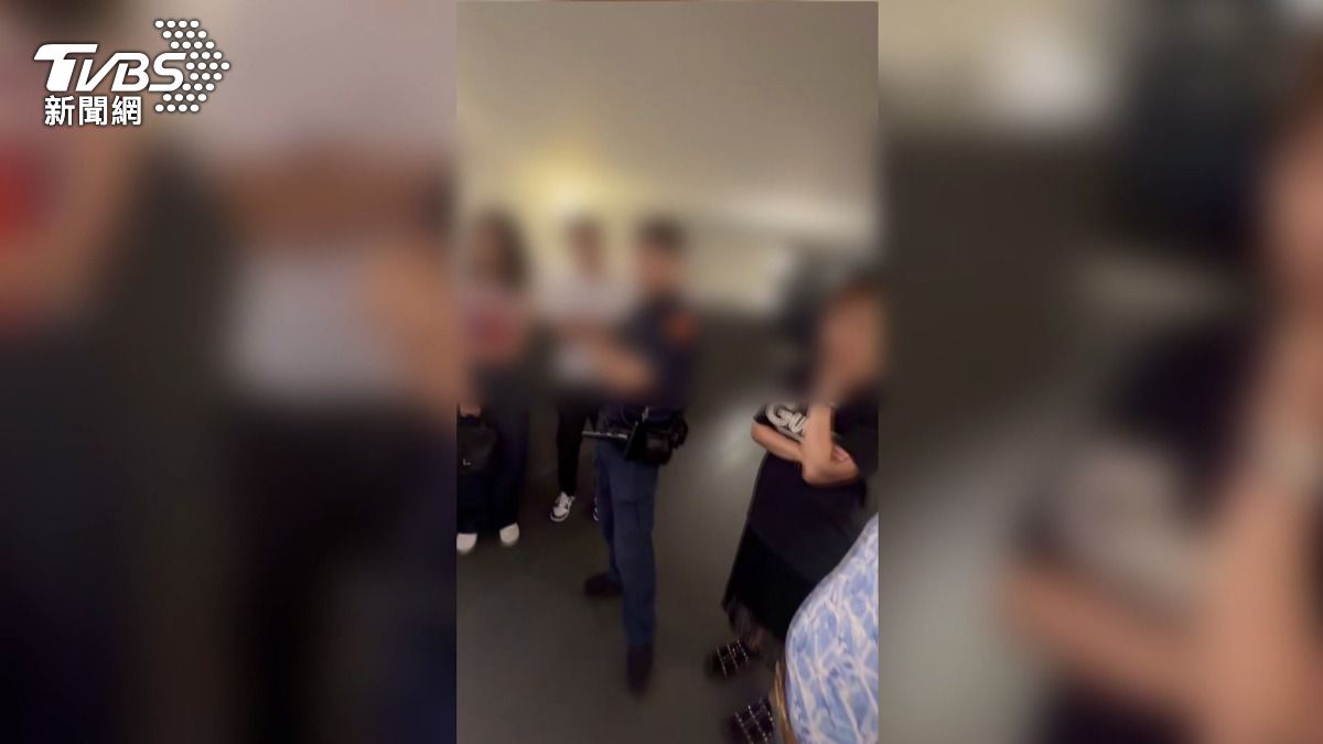 男員工闖女更衣室　「20萬名包」遭竊險。(圖／當事人友人提供)