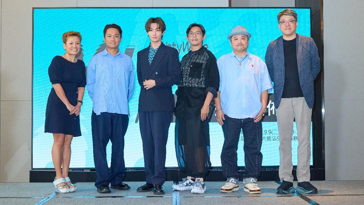 大浪娛樂舉辦發佈會,左起:AR Asia Production Limited執行長陳安怡、製作人稅成鐸、炎亞綸、導演姜瑞智、製作人徐志怡、聯合數位文創董事長李彥甫。(圖/大浪娛樂提供)