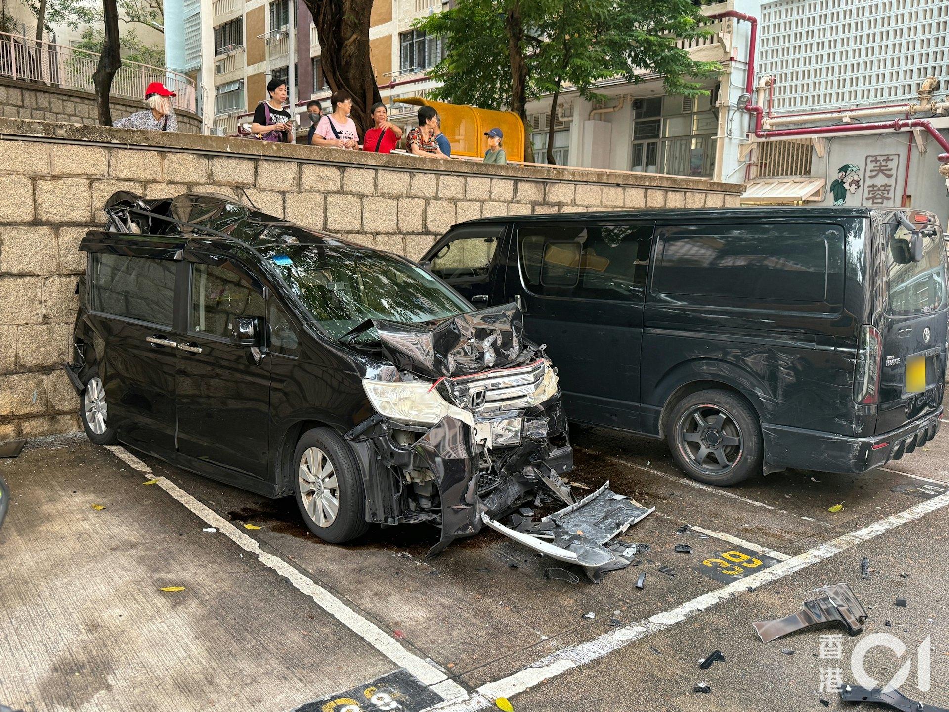 土瓜灣馬頭圍邨昨天下午(9日)發生一起 1 死 6 傷的嚴重車禍。(圖/香港01)
