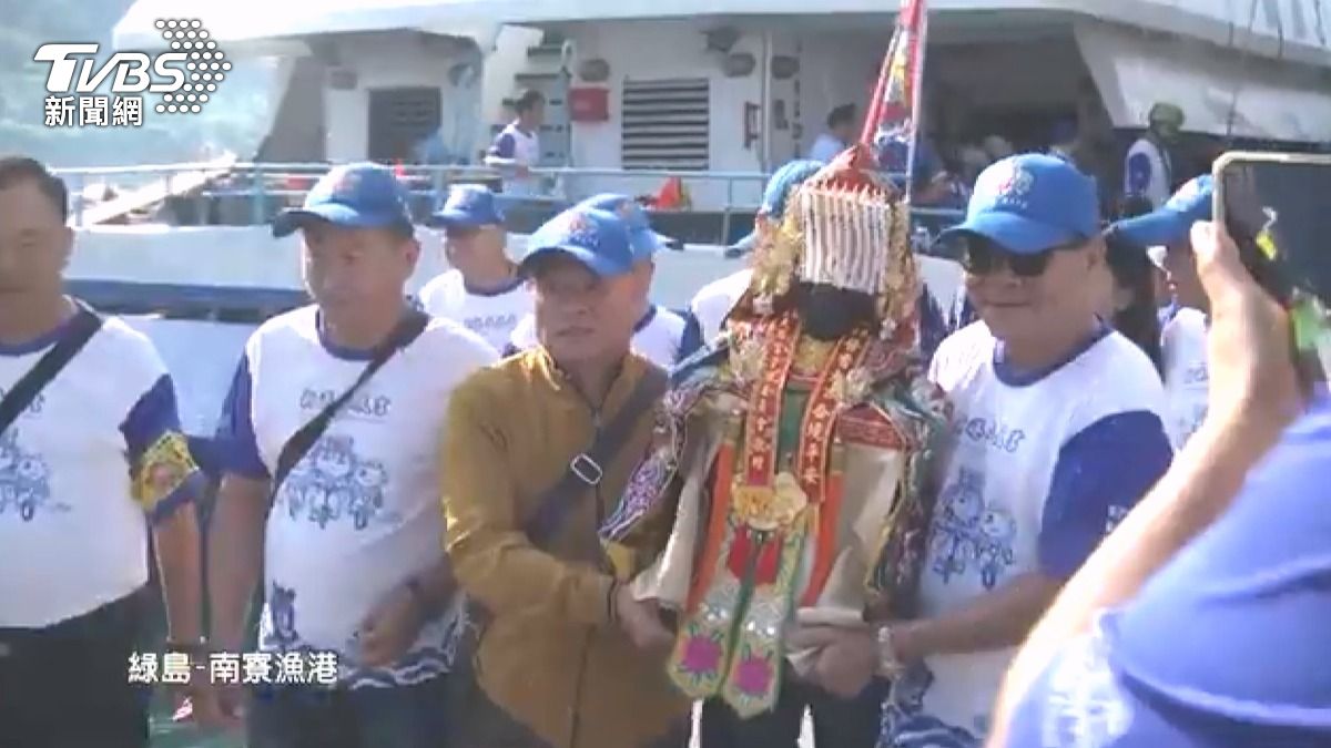 新港奉天宮年度捐款高達1億元,卻陷入經費使用爭議。(圖/TVBS)