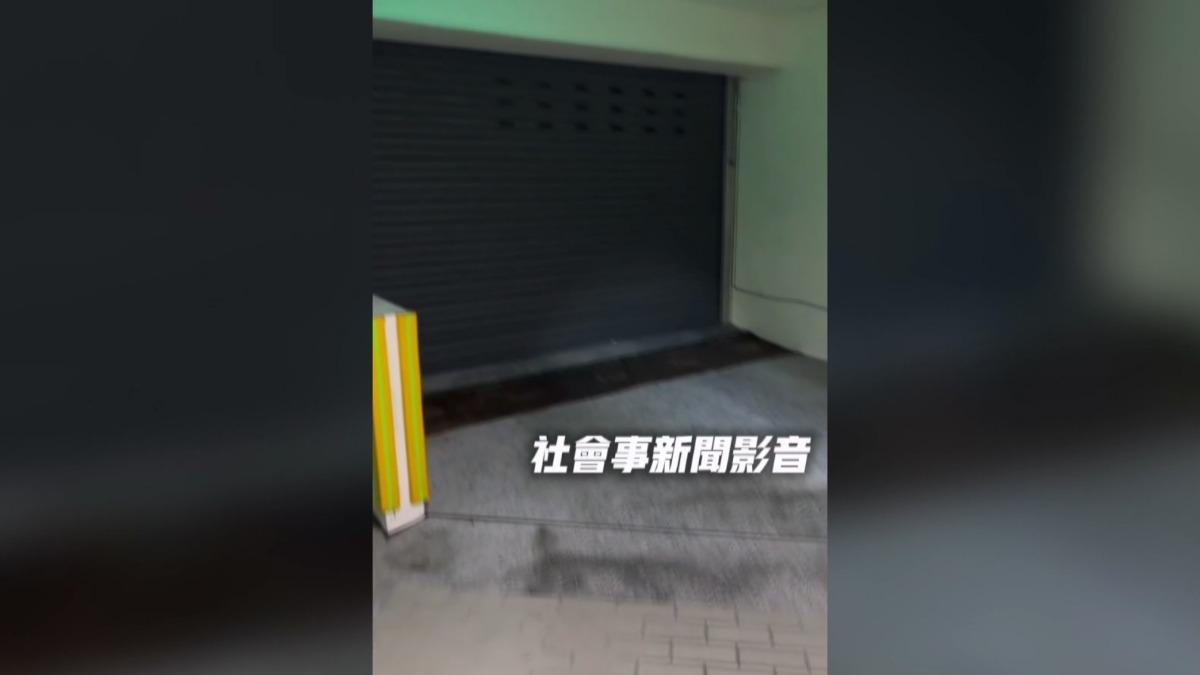 代駕人員發現入口的鐵捲門已經關閉。(圖/社會事新聞影音)