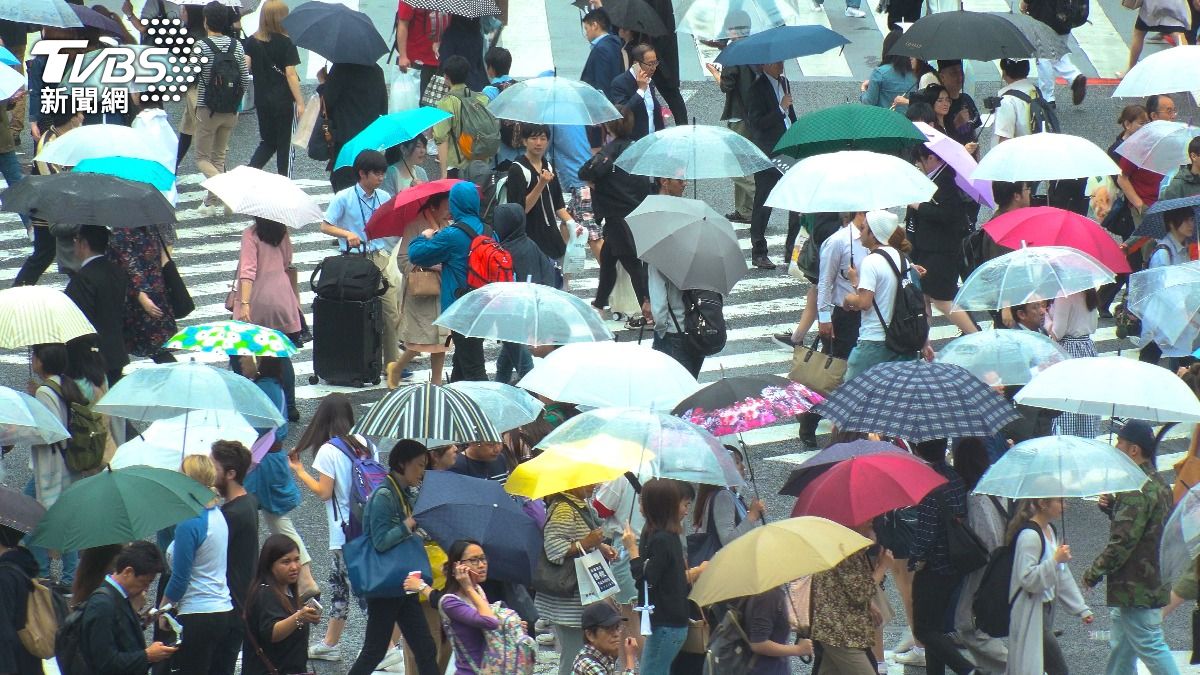 日本關東受秋雨鋒面停滯影響，群馬縣、新潟縣等多地豪雨成災。（資料圖／達志影像Shutterstock）