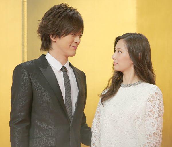DAIGO(左)跟北川景子是知名的銀色夫妻。(圖/翻攝自推特)