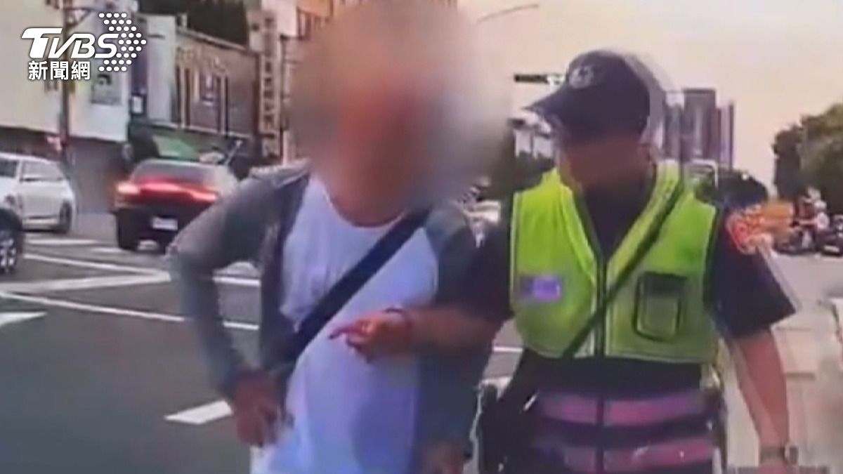 警方表示：「沒有辦法證明車是你的。」