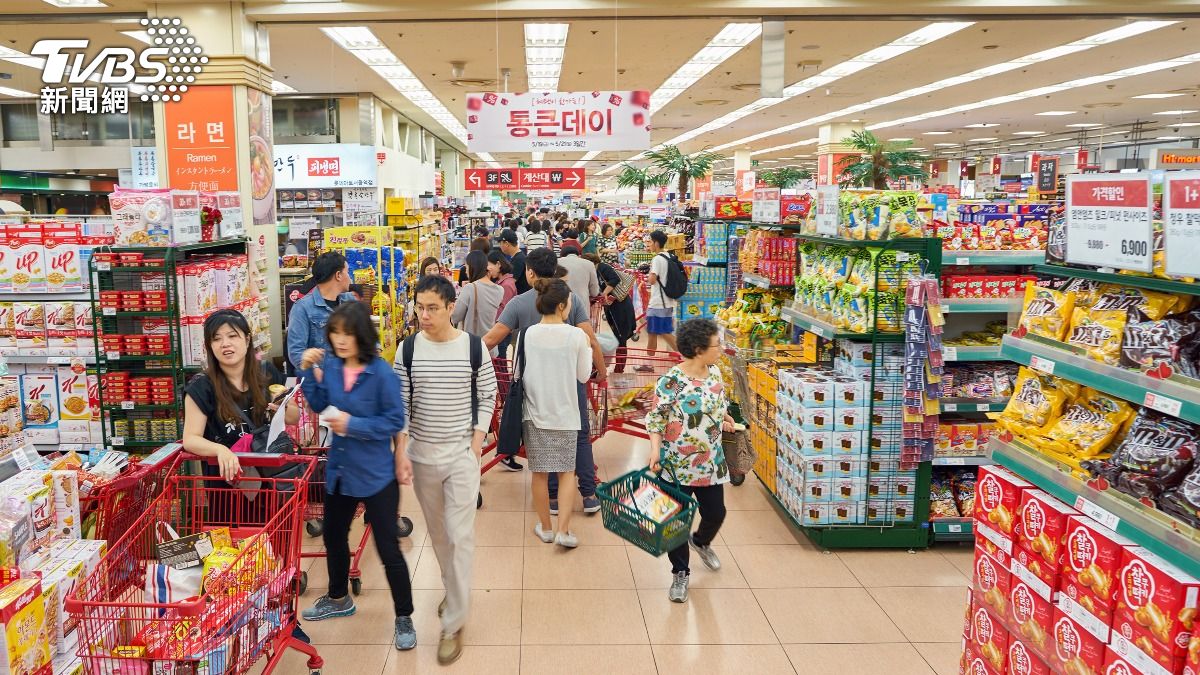 中秋節將至,南韓送禮呈現M型化趨勢,平價和奢華禮盒都很熱銷。(資料圖/達志影像Shutterstock)