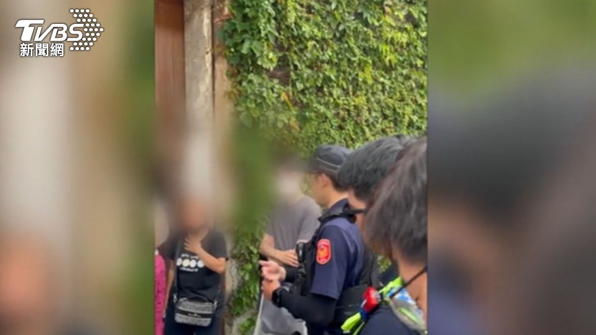 排隊變掃QR-Code,有人甚至氣到報警。(圖片來源/民眾提供)
