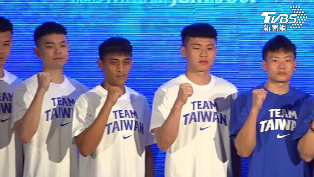 震撼!台灣首次選手集體提告,向籃協民事求償。(圖/TVBS)